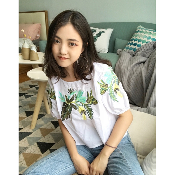 Φρέσκα κυρία μεγάλη μπλούζα με 3/4 μανίκια σε λευκό και κίτρινο με floral κεντήματα