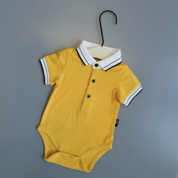 Παιδικό μπουστάκι  με κοντά μανίκια και κολάρο