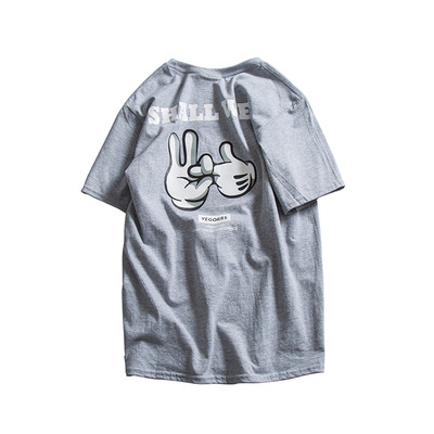 Ενδιαφέρουσες ανδρών T-shirt με ένα διασκεδαστικό κινούμενα εκτύπωσης - λευκό, γκρι και μαύρο