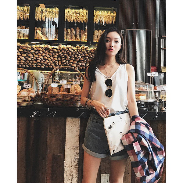 Κυρίες σατέν γιλέκο σε καφέ, λευκό και μαύρο - μεγάλη μοντέλο