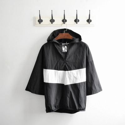 shirt το καλοκαίρι ανδρών με 3/4 μανίκια και κουκούλα σε μαύρο και άσπρο