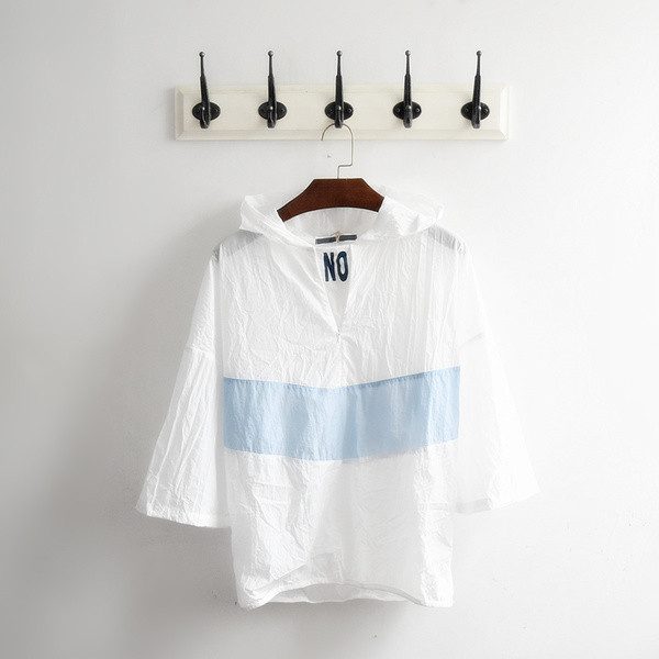 shirt το καλοκαίρι ανδρών με 3/4 μανίκια και κουκούλα σε μαύρο και άσπρο