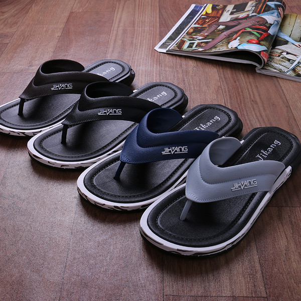 παντόφλες ανδρών στο έδαφος κατάλληλο για ζωή σε διάφορα χρώματα