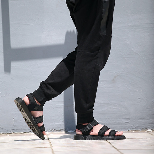 Κομψή σανδάλια με κόκκινο, μπλε και μαύρο - unisex