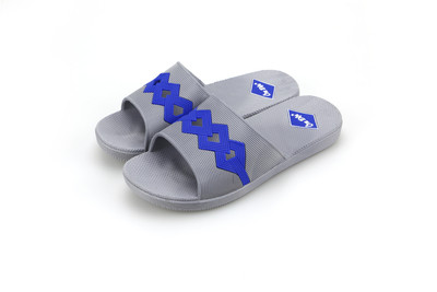 Мъжки гумени чехли в няколко цвята, подходящи за ежедневие