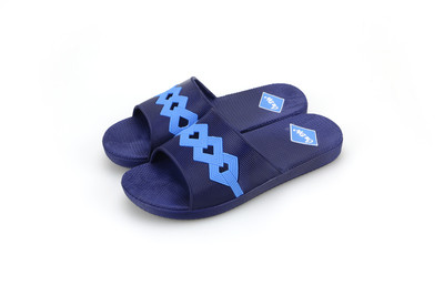 Мъжки гумени чехли в няколко цвята, подходящи за ежедневие