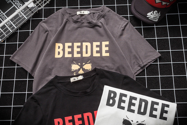 Ανδρικά T-shirt σε λευκό, γκρι και μαύρο