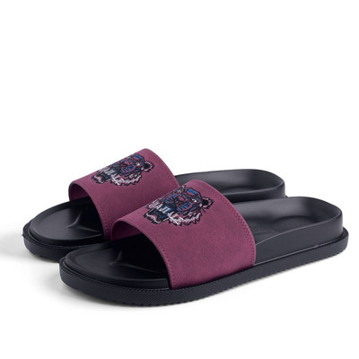 παντόφλες ανδρών σε διάφορα χρώματα, κατάλληλο για καθημερινή