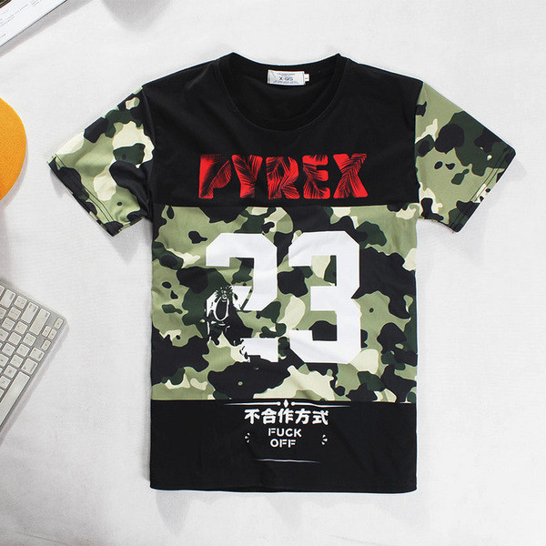 Ενδιαφέρουσες καμουφλάζ των νέων T-shirts με ενδιαφέρον floral, Emoticons και άλλες σχετικές εκτυπώσεις 3D μοντέλο της «μπουκάλι