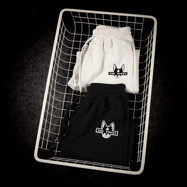 Σορτς αντρικά σε λευκό και κόκκινο με ελαστικές συνδέσεις