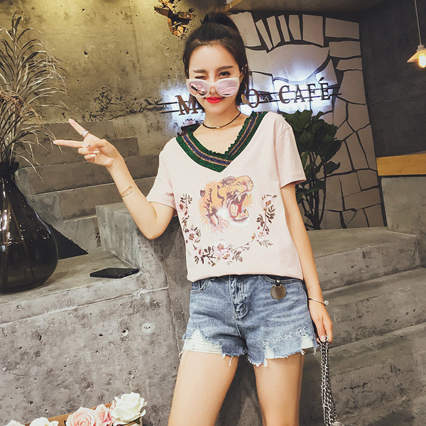 Οι γυναίκες t, κατάλληλο για καθημερινή με ένα V-λαιμός