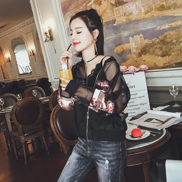 Μοντέρνο γυναικείο διαφανές μαύρο και άσπρο φούτερ - ευρύ μοτίβο