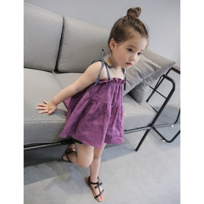 Ευρεία παιδιά φόρεμα με λεπτές γραβάτες σε μοβ και πράσινο