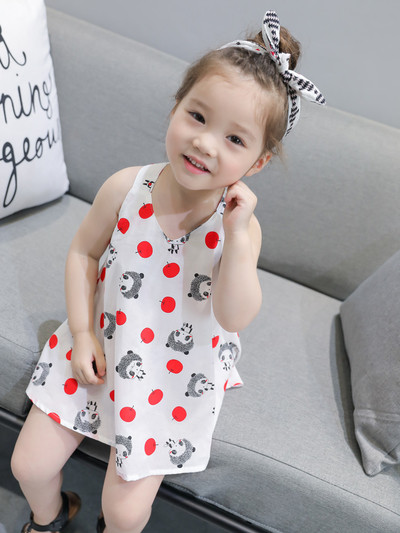 Γλυκό Τα παιδιά ντύνονται για τα κορίτσια σε λευκό με χρωματιστό διάκοσμο