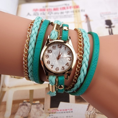 Много интересен и стилен дамски часовник тип гривна - 8 цвята