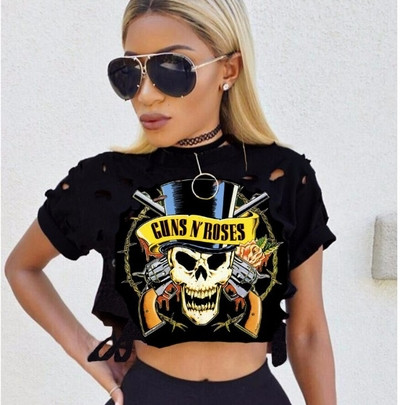 Κομψό κυρίες T-shirt με μια εικόνα και σκισμένα σε διάφορα χρώματα