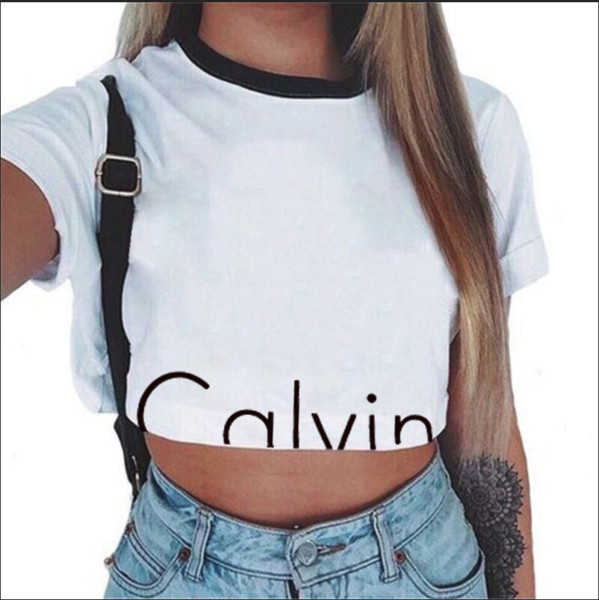 Πολύ ενδιαφέρον καθημερινή μικρή T-shirt με κοντά μανίκια