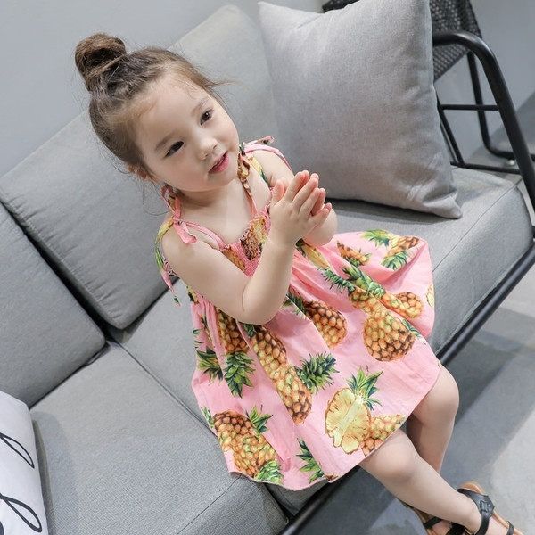 Καλοκαίρι φόρεμα για κορίτσια σε ροζ διακοσμημένη με λουλούδια