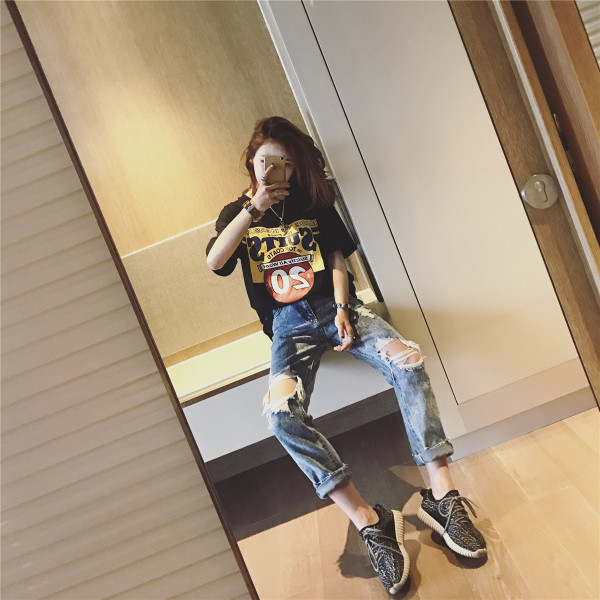 Σύγχρονη κυρίες Ζακέτα σε μαύρο και λευκό με 3/4 μανίκια και ετικέτες