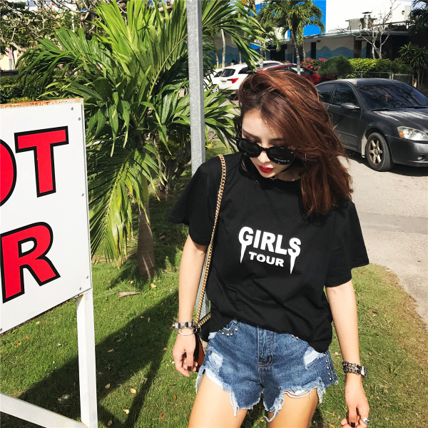 Σύγχρονη κυρίες blouson μαύρο με λευκά γράμματα