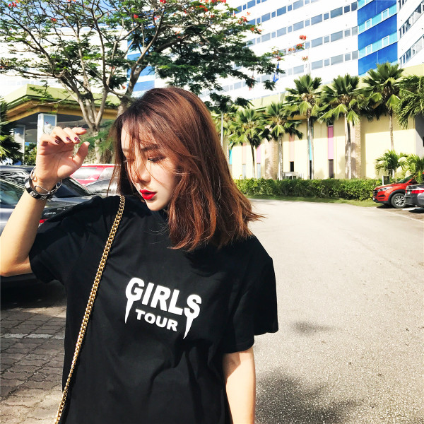 Σύγχρονη κυρίες blouson μαύρο με λευκά γράμματα