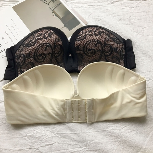 τύπο σουτιέν bridzhitka σέξι κυρία με δαντέλα σε μαύρο και άσπρο