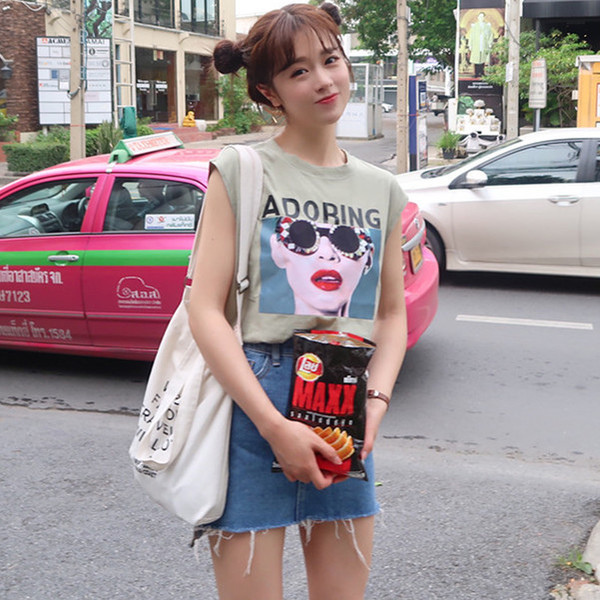 top εικόνα δεξαμενή Κομψή και μοντέρνα κυρίες