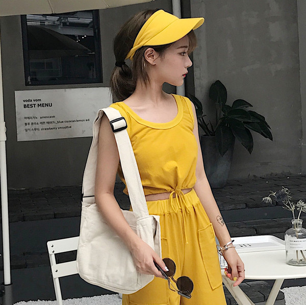 σπορ κιτ Γυναικών κατάλληλο για την καθημερινή ζωή, σε καφέ και κίτρινο