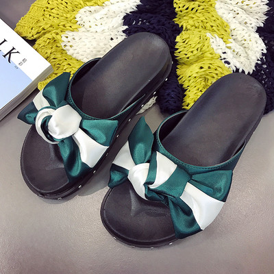 Γυναικείες παντόφλες  με σατέν κορδέλες σε πράσινο και μαύρο χρώμα