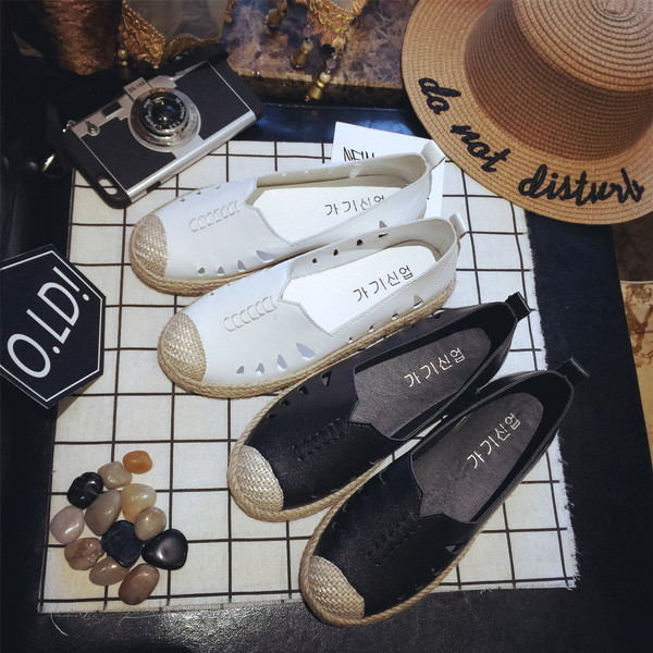 loafers Cleaner μοντέλο γυναικών σε μαύρο και άσπρο