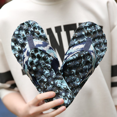 παντόφλες ανδρών στο έδαφος κατάλληλο για κολύμπι σε διάφορα χρώματα