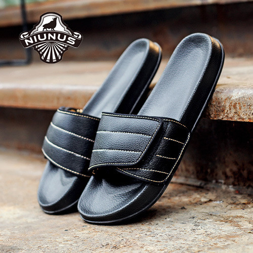 καουτσούκ παντόφλες ανδρών σε διάφορα χρώματα και σε δύο μοντέλα - με ή χωρίς ταινία