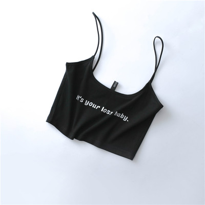 Απλή καλοκαίρι κορυφή μικρή δεξαμενή με λεπτές τιράντες σε τρία χρώματα