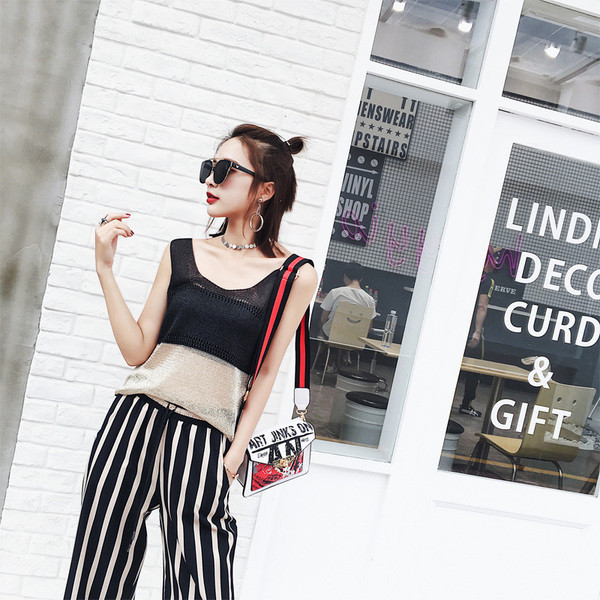 Καλοκαίρι κυρίες γιλέκο με ένα διαφανές τμήμα