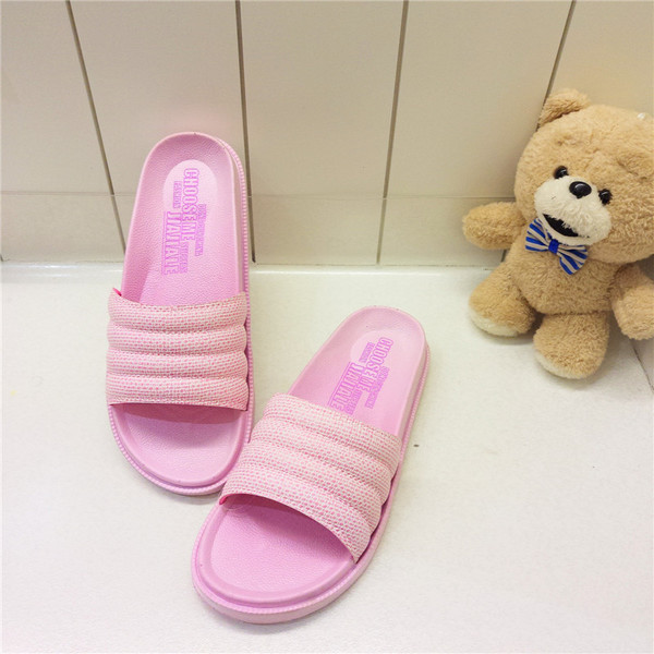 Άνετες  παντόφλες από καουτσούκ για άνδρες και γυναίκες