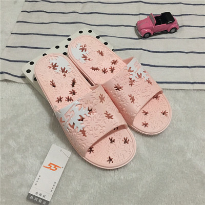 ΠανέμορφΕς παντόφλες για άνδρες και γυναίκες σε διαφορετικά χρώματα