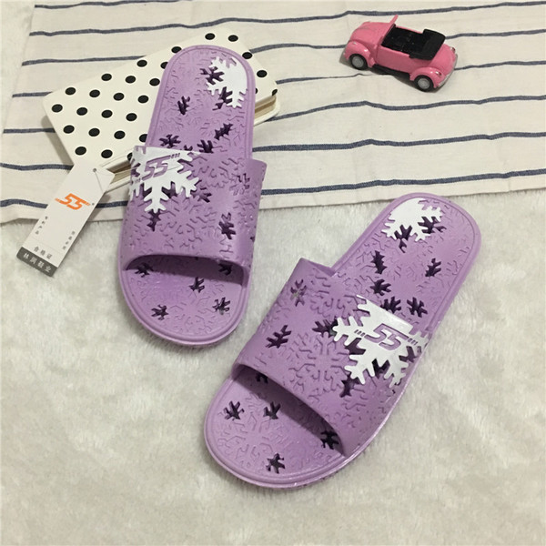 ΠανέμορφΕς παντόφλες για άνδρες και γυναίκες σε διαφορετικά χρώματα