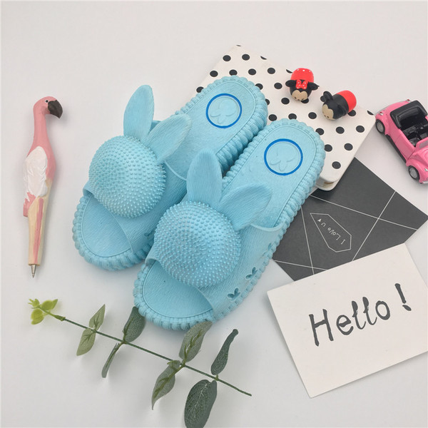 Γυναικείες παντόφλες  με 3D διακόσμηση