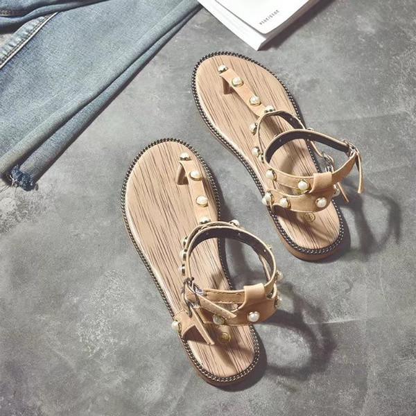 Κομψό κυρίες σανδάλια με χάντρες σε μπεζ και μαύρο