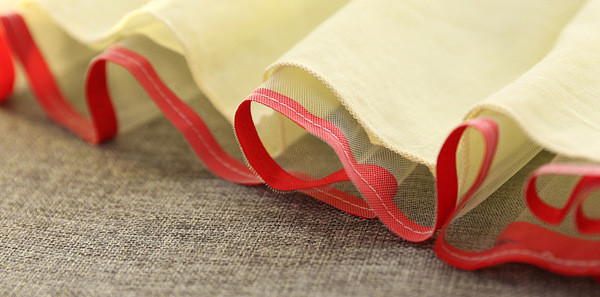 Πολύ ενδιαφέρουσα παιδιά φόρεμα κορίτσι πρότυπο χιόνι