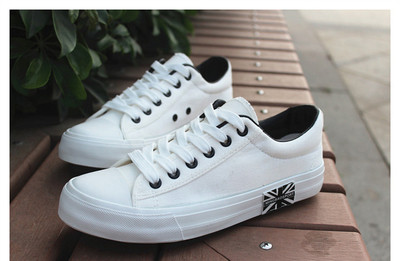 Πολύ ενδιαφέρον καουτσούκ, λευκό casual παπούτσια