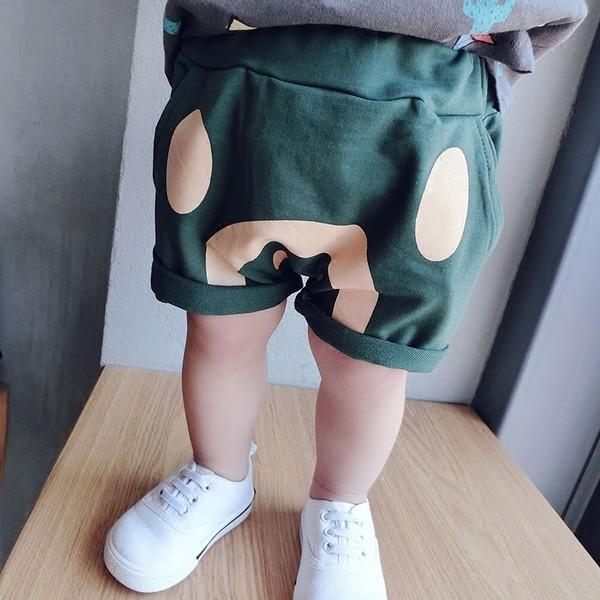 Интересен модел къси детски шорти за момчета