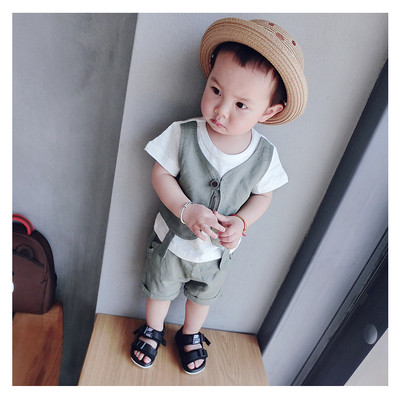 Сладък детски комплект за момчета в бежов и зелен цвят