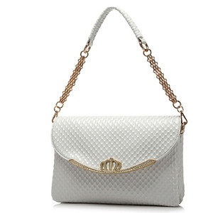 Κομψή τσάντα σε τέσσερα χρώματα με μια λαβή