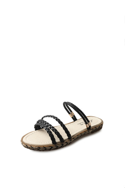 Φρέσκα σανδάλια για τις κυρίες με υφαντά λουριά