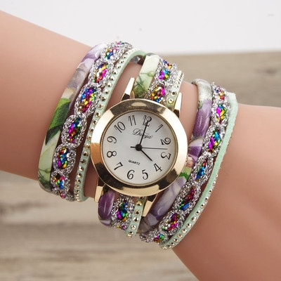 Γυναικείο ρολόι με πολύ ενδιαφέρον κορδόνι - 5 μοντέλα