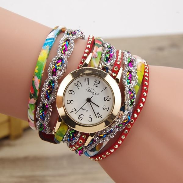 Γυναικείο ρολόι με πολύ ενδιαφέρον κορδόνι - 5 μοντέλα