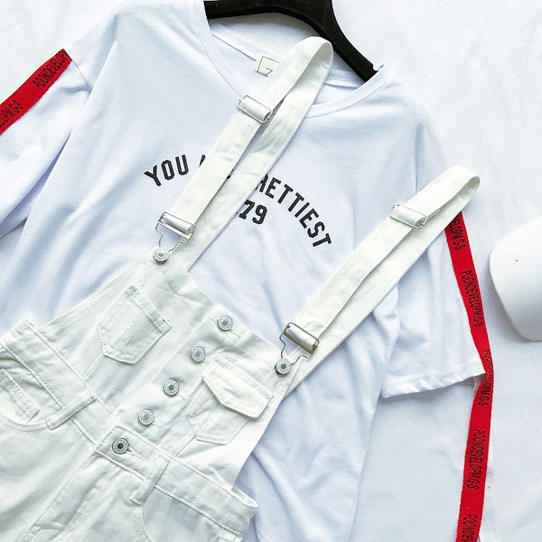 Κομψό κυρίες φόρμες - μοντέρνα και σε διάφορα χρώματα