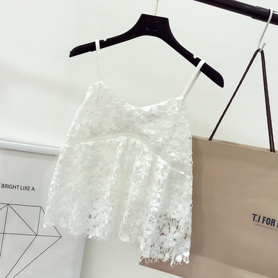 Lacy κυρίες κατοχυρωθούν σε γκρι, λευκό, ροζ, πράσινο και μαύρο, με λεπτές τιράντες