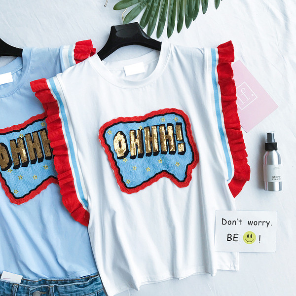 Καλοκαίρι κυρίες μπλούζα με κροσσώδης μανίκια σε λευκό και μπλε